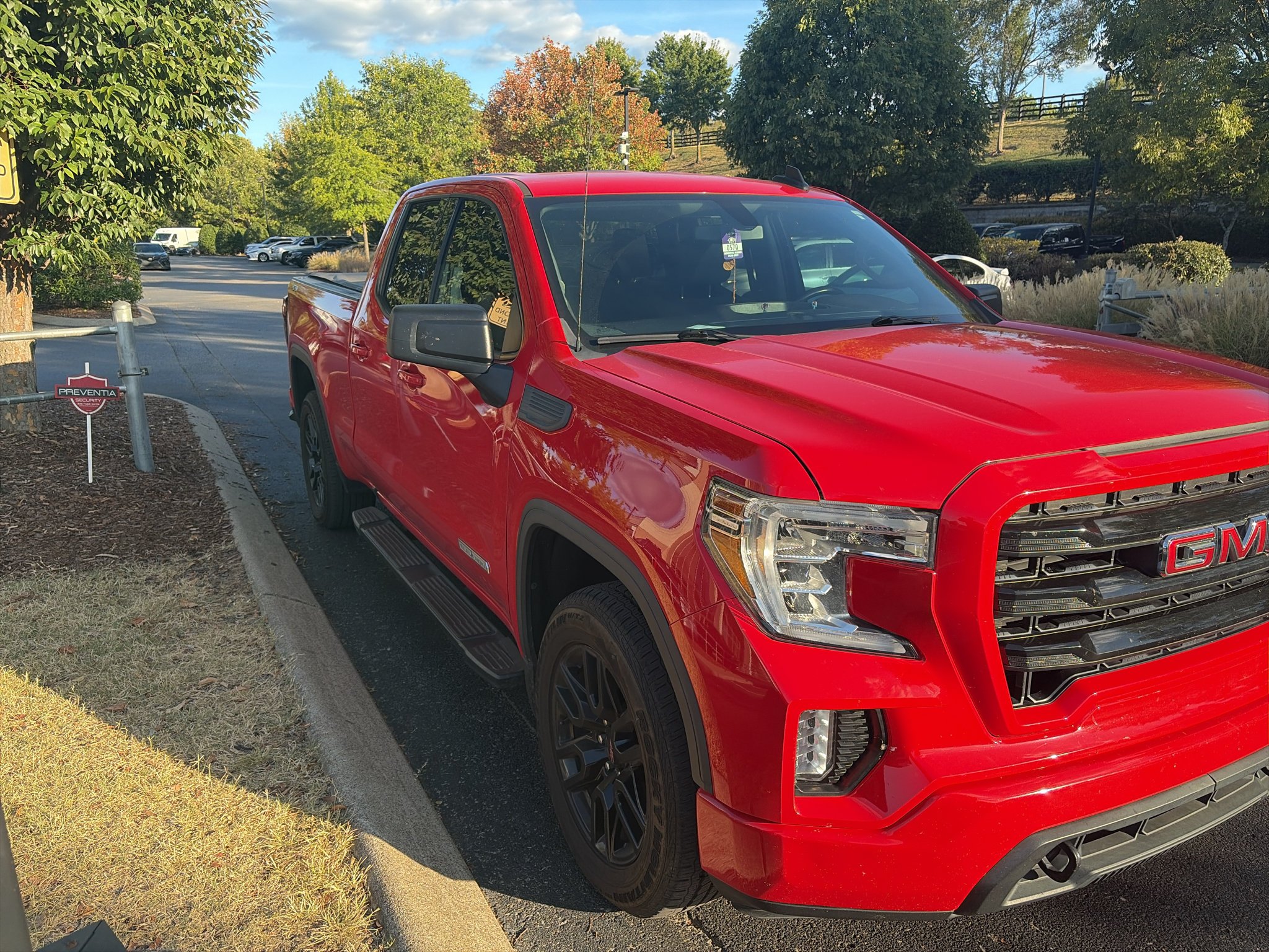 Used 2020 CARDINAL RED GMC Elevation image 5
