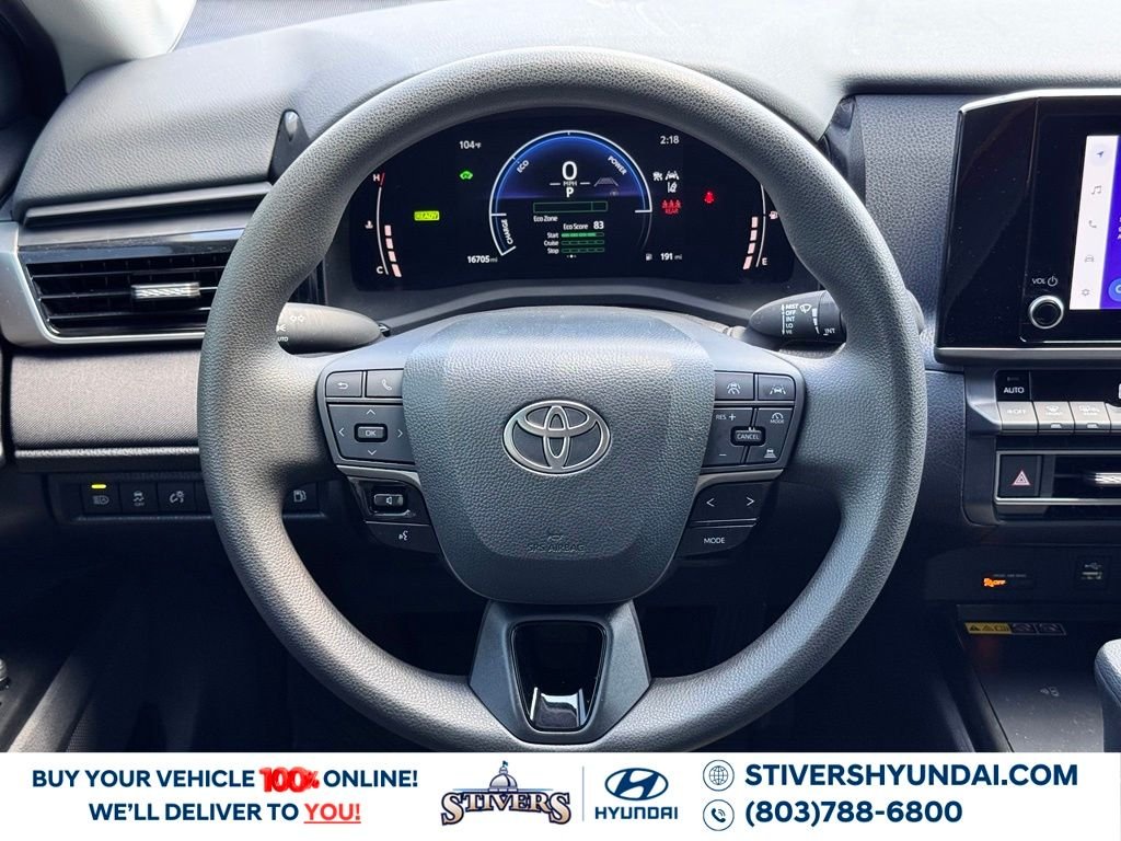 Used 2025 Silver Toyota LE image 22