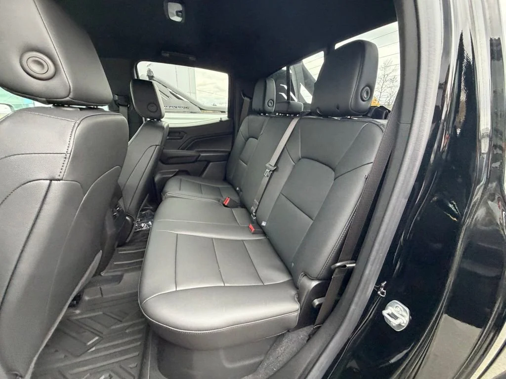 2025 Chevrolet Colorado Trail Boss - Photo 18