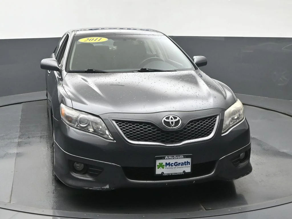 Used 2011 Gray Toyota SE image 5