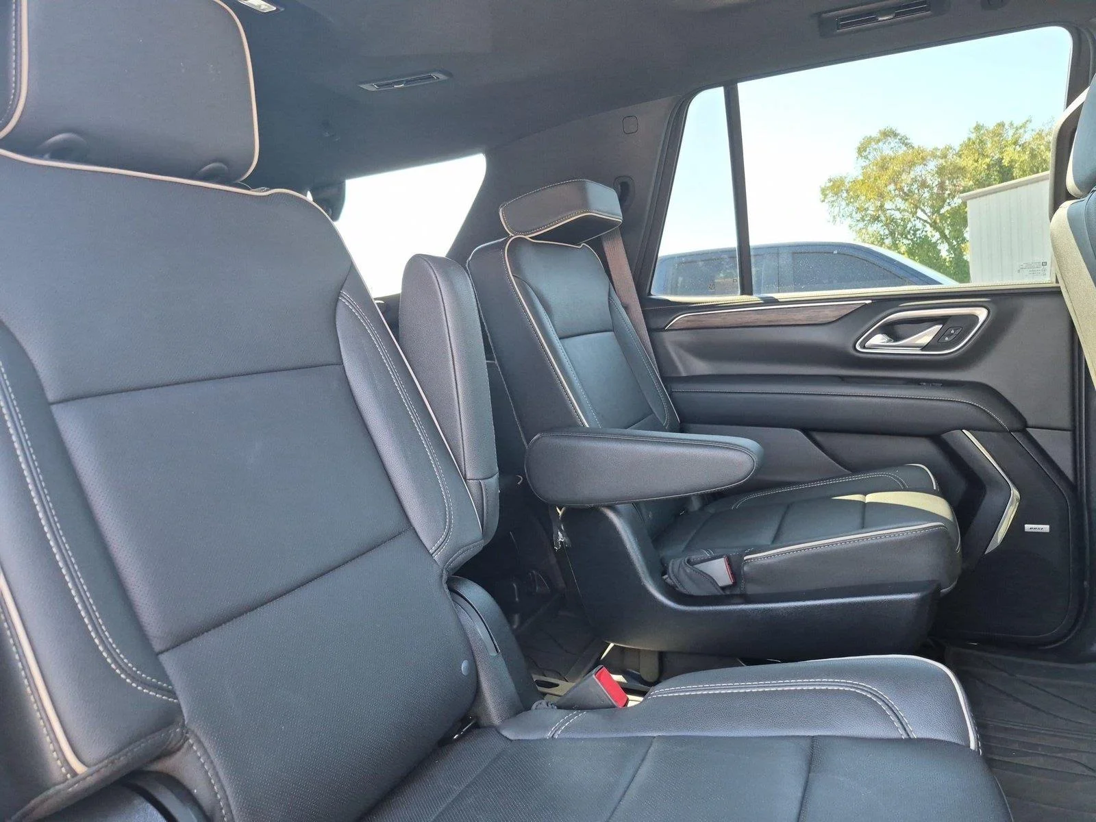 Used 2024 Black Chevrolet Premier image 35