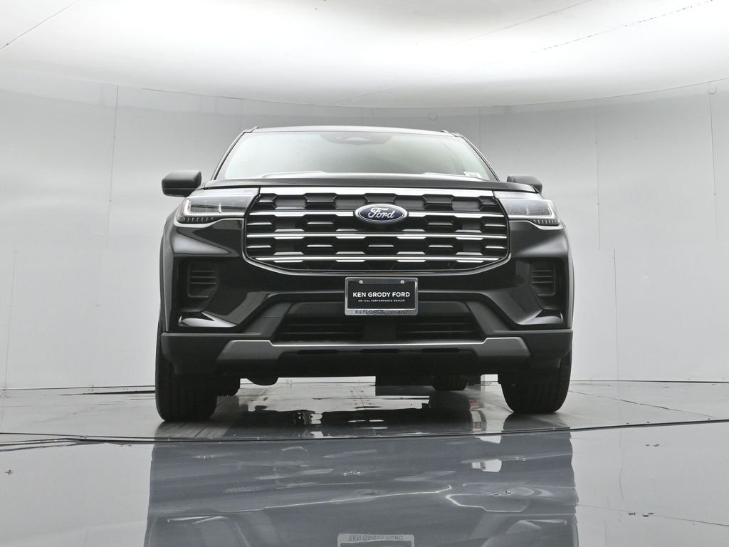 New 2026 Agate Black Metallic Ford Active image 45