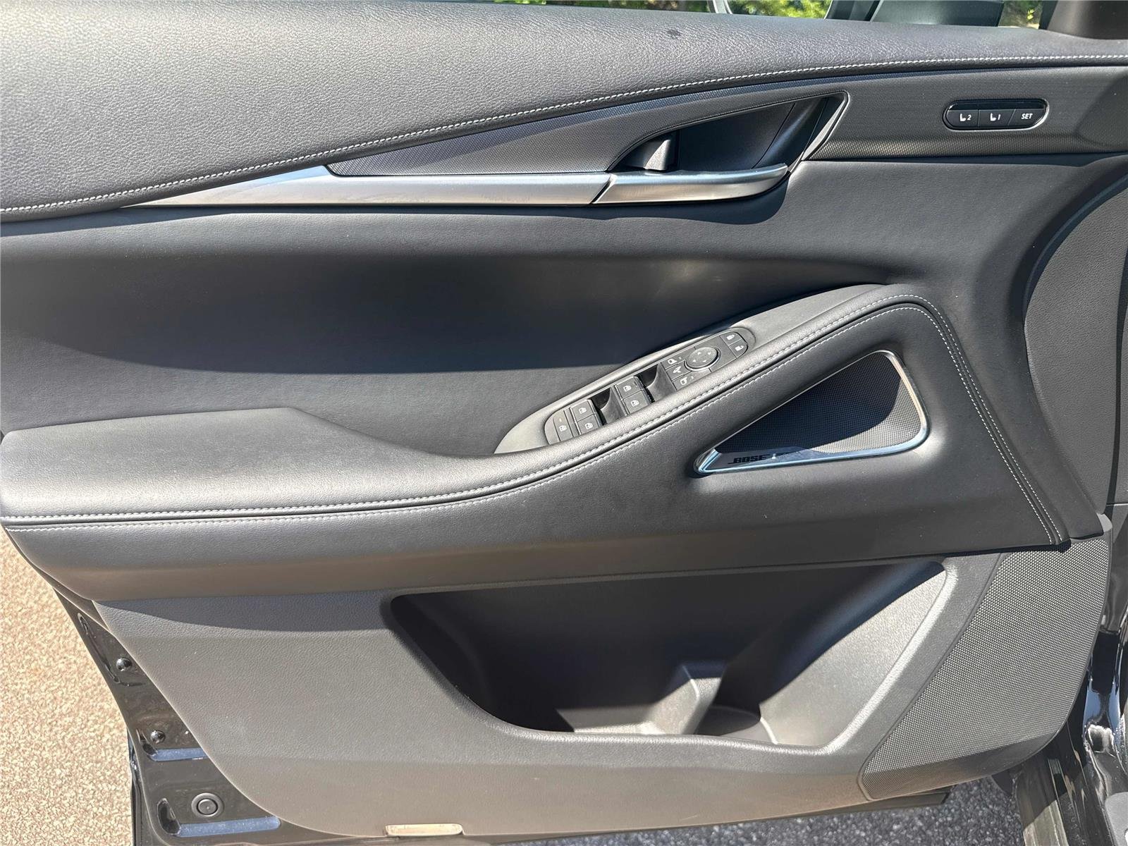 Used 2025 Mineral Black INFINITI LUXE image 10