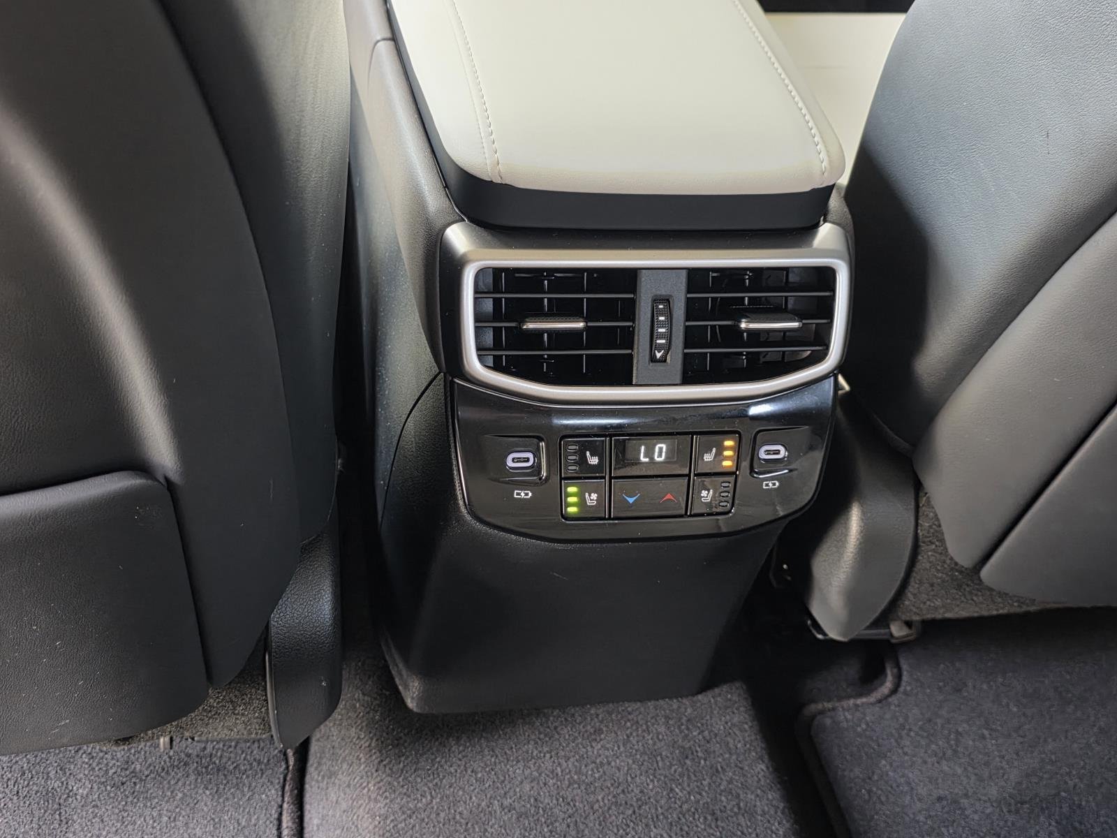 2024 Lexus RX 350 - Photo 11