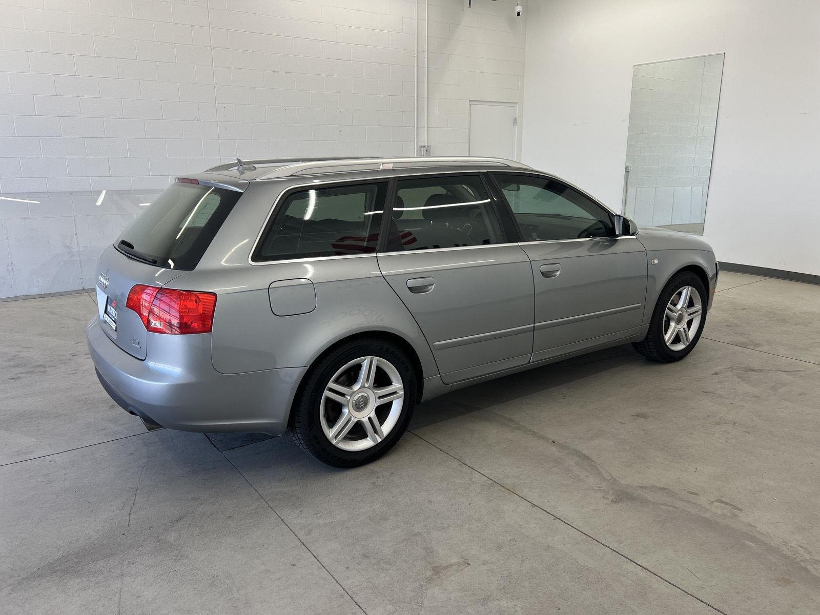 Used 2007 Light Silver Metallic Audi 2.0T image 4