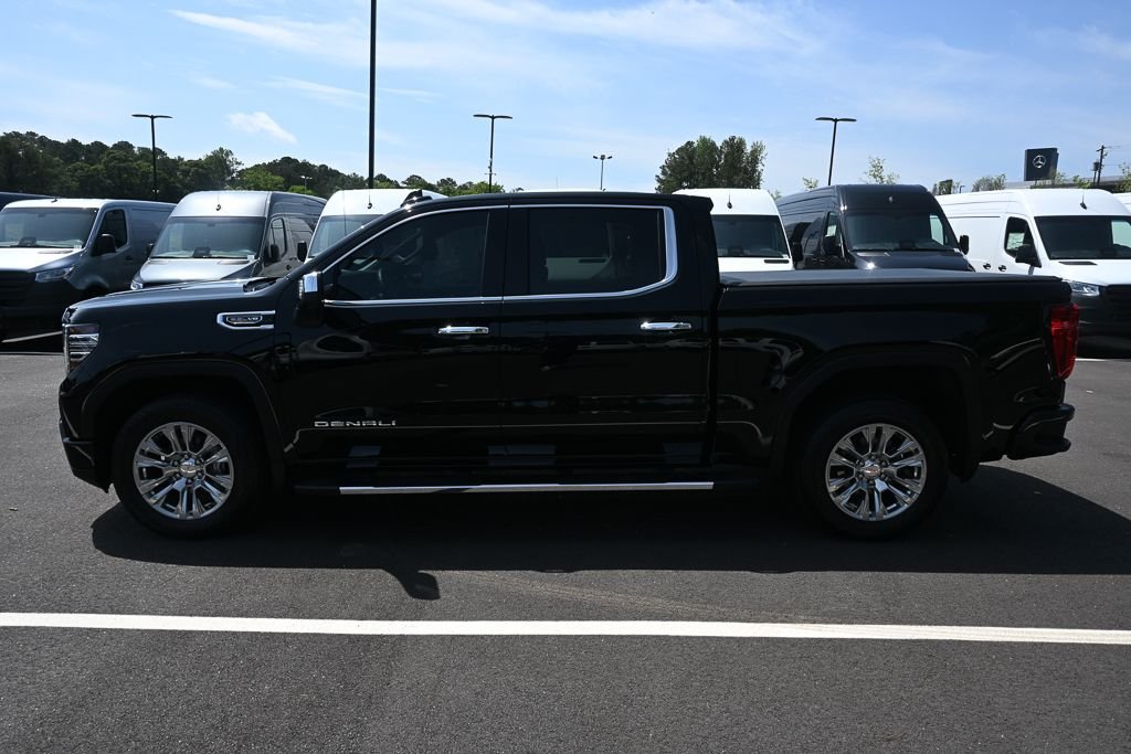 Used 2023 Black GMC Denali image 3
