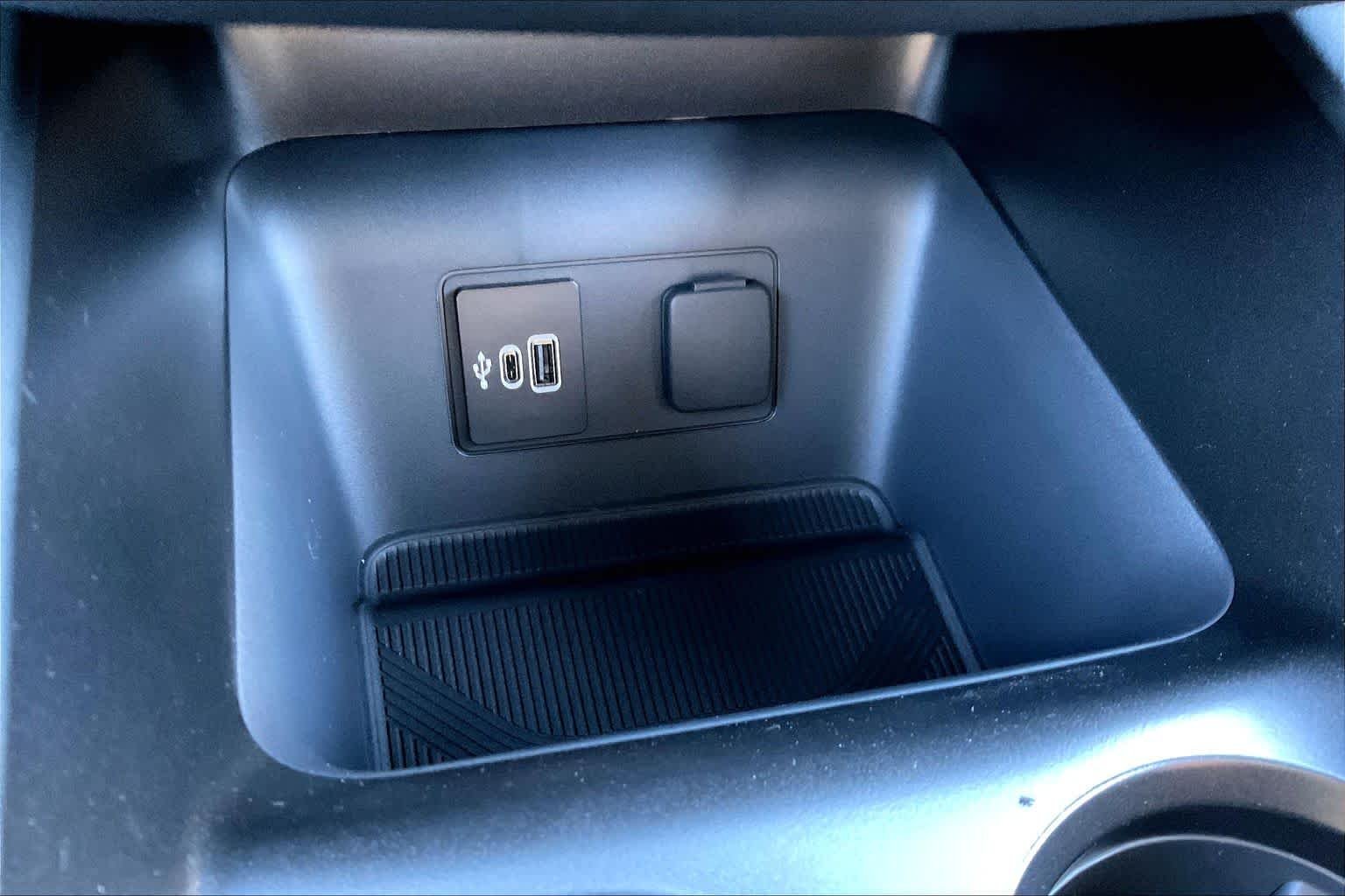 New 2026 Agate Black Metallic Ford ST image 19