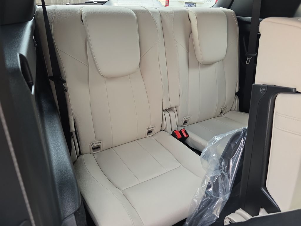 New 2026 Blue Mercedes-Benz GLB 250 image 16