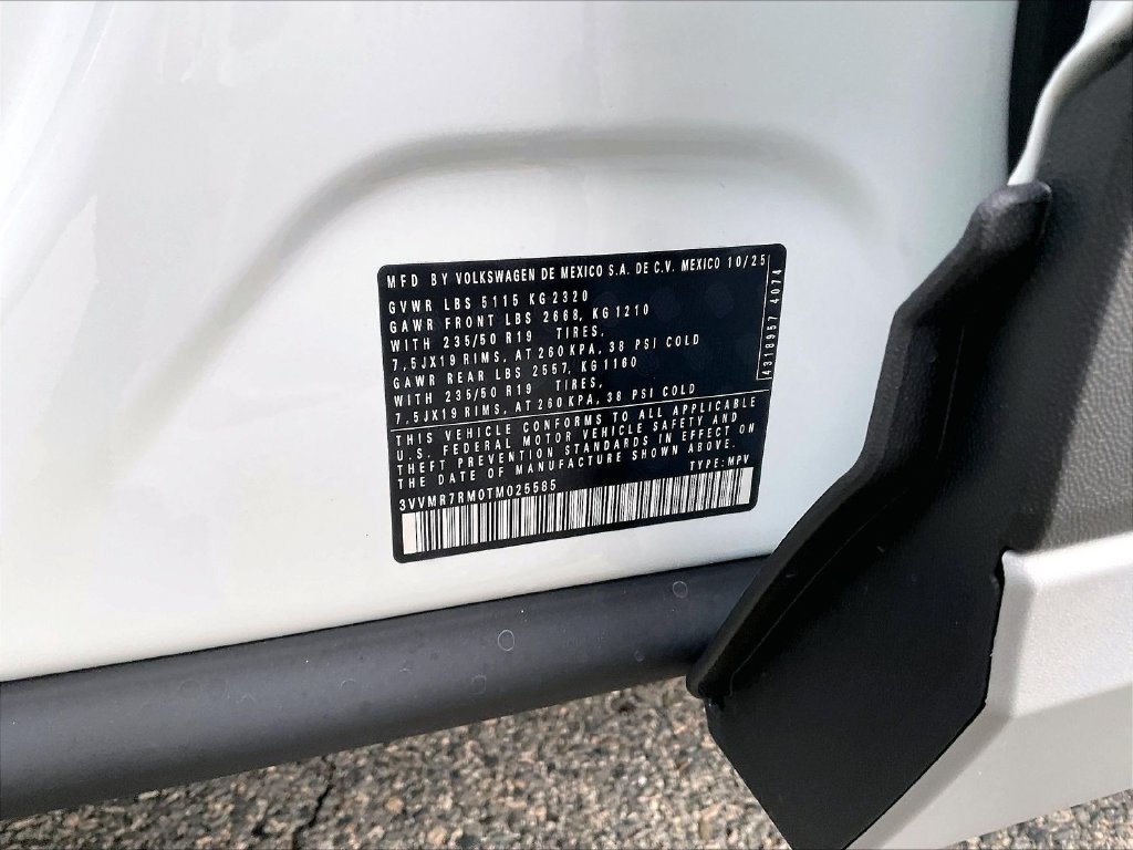 Used 2026 White Volkswagen SE image 17
