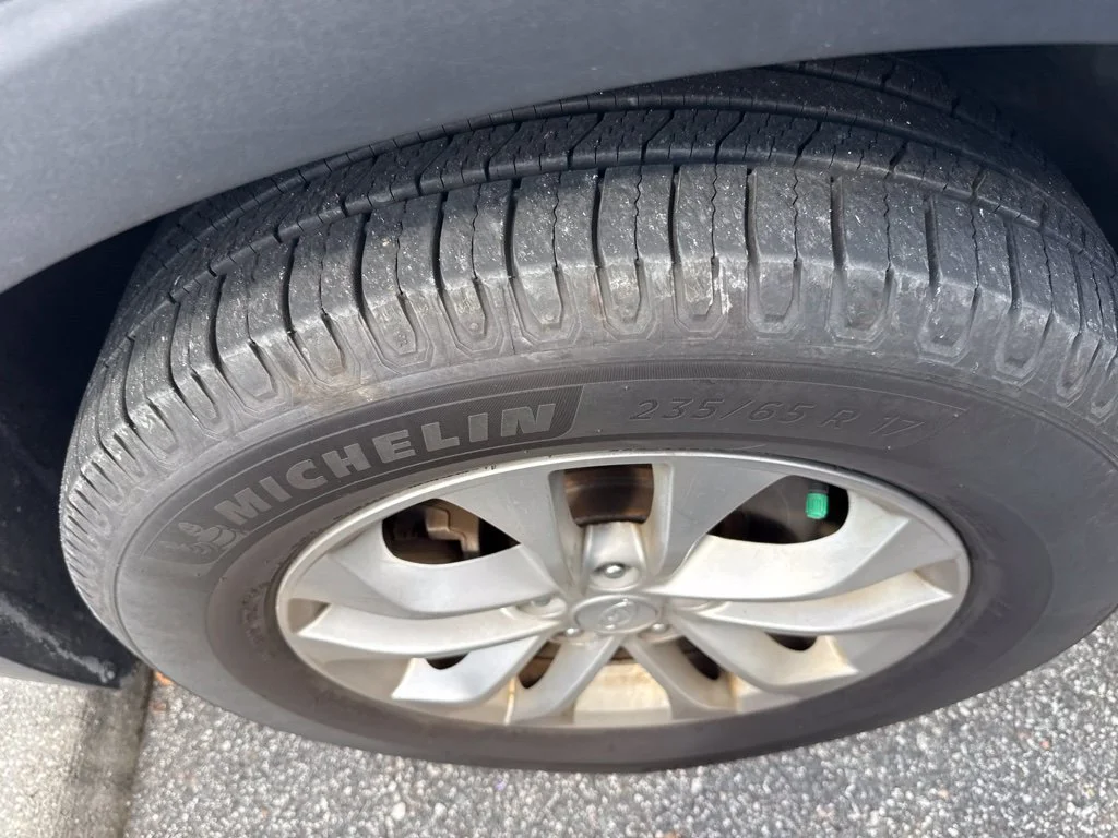 Used 2019  Hyundai SEL image 6
