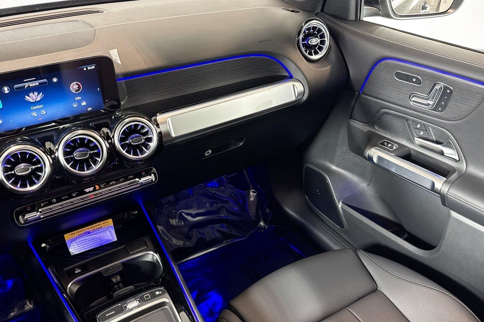 New 2026 Night Black Mercedes-Benz GLB 250 image 21