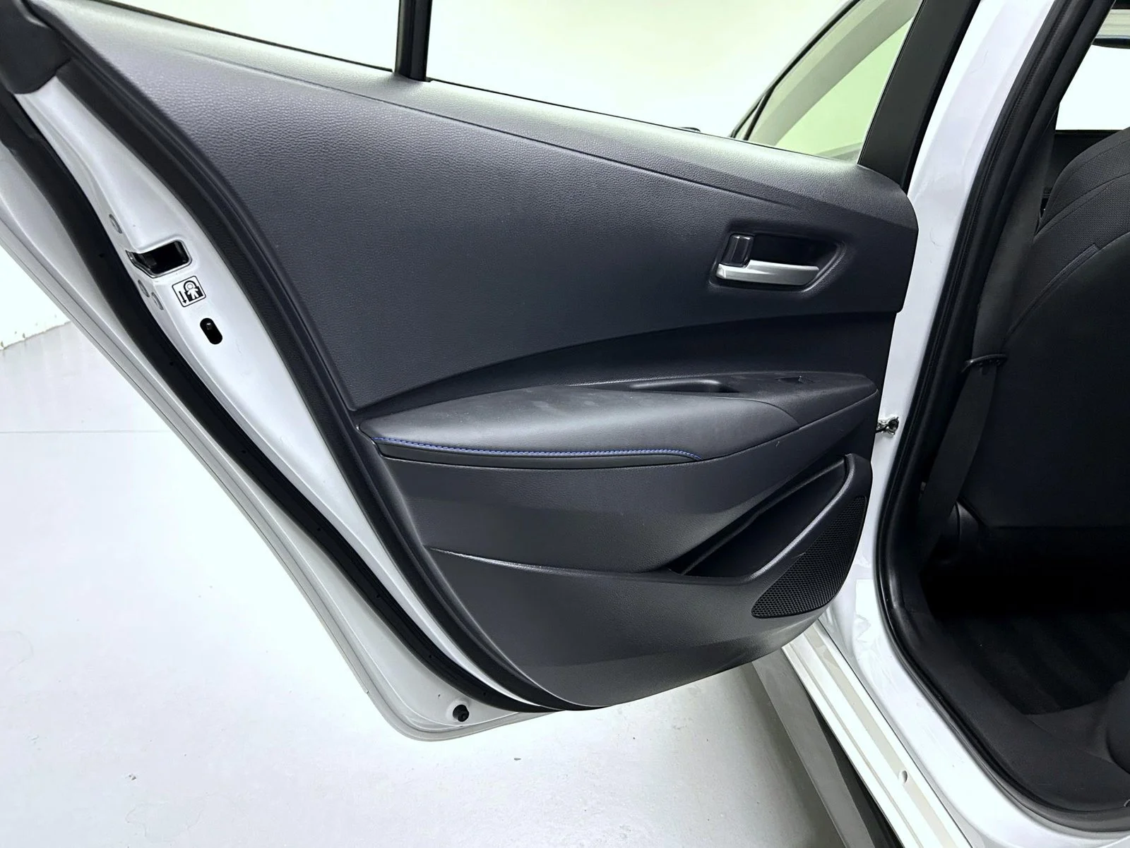 Used 2022 White Toyota SE image 20