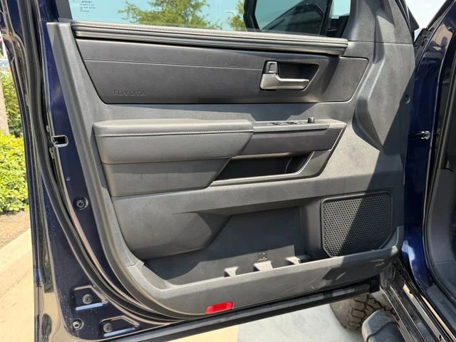 2026 Toyota Tundra SR5 - Photo 6