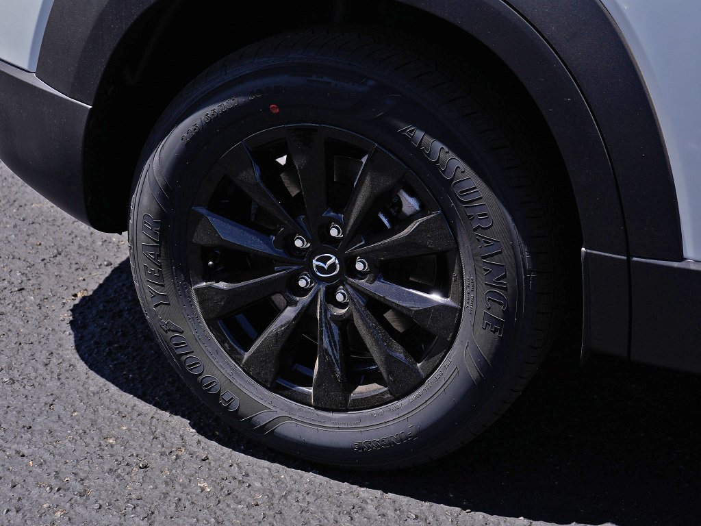 New 2026 Wind Chill Pearl Mazda 2.5 S Preferred AWD image 5
