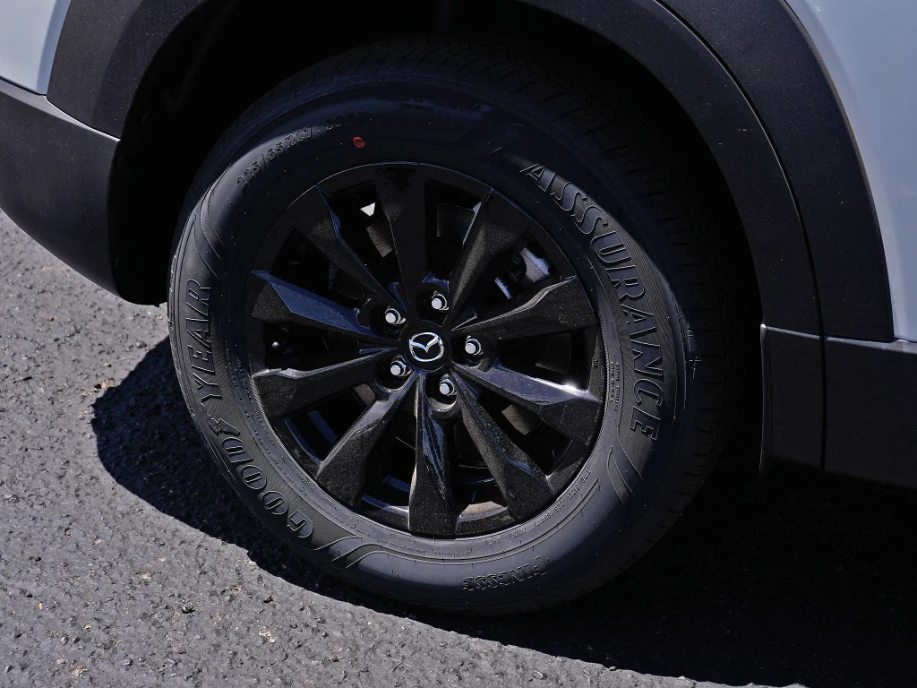 New 2026 Wind Chill Pearl Mazda 2.5 S Preferred image 5