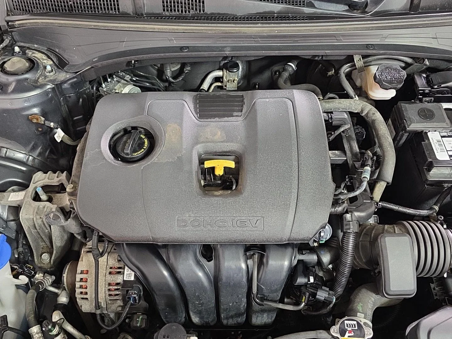 Used 2020 Gravity Gray Kia LXS image 5