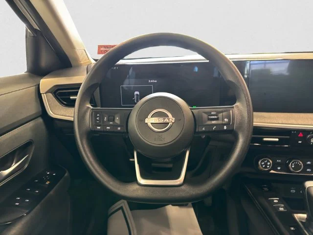 Used 2025 White Nissan SV image 12