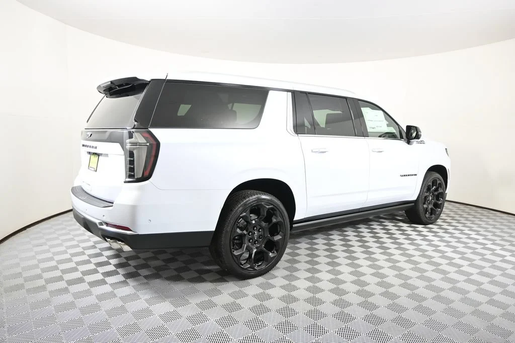 New 2026 Polar White Tricoat Chevrolet High Country image 6