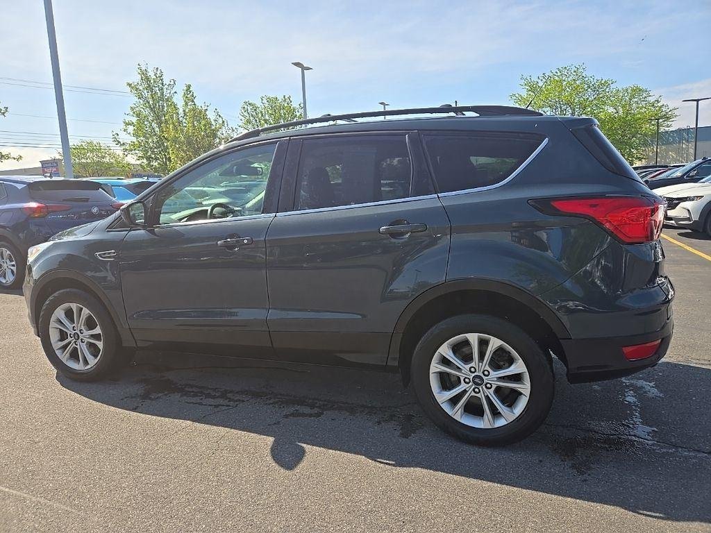 Used 2019 Sea Green Ford SEL image 7