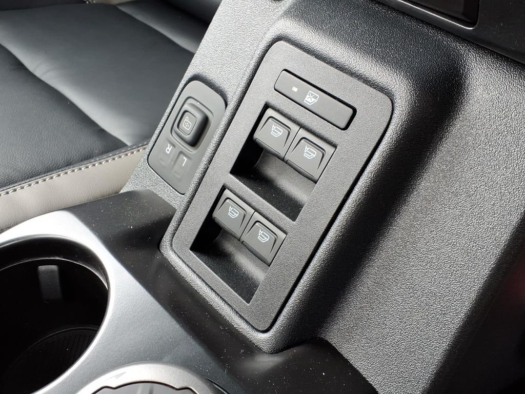 New 2026 Avalanche Gray Ford Outer Banks® image 18