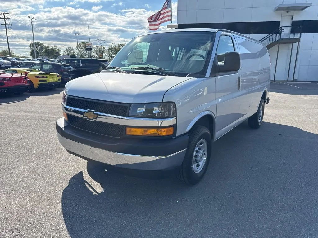 Silver Ice Metallic 2026 Chevrolet Express Cargo 2500 RWD Van Rear-Wheel Drive