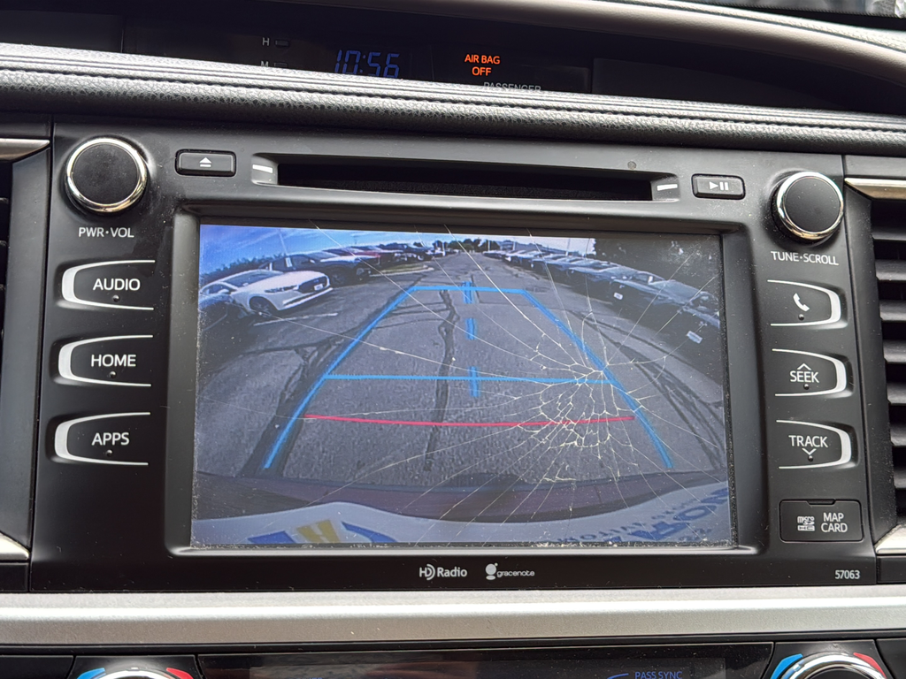 Used 2014 Red Toyota XLE V6 image 13