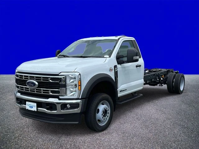 New 2026 Oxford White Ford F-450® XL image 7