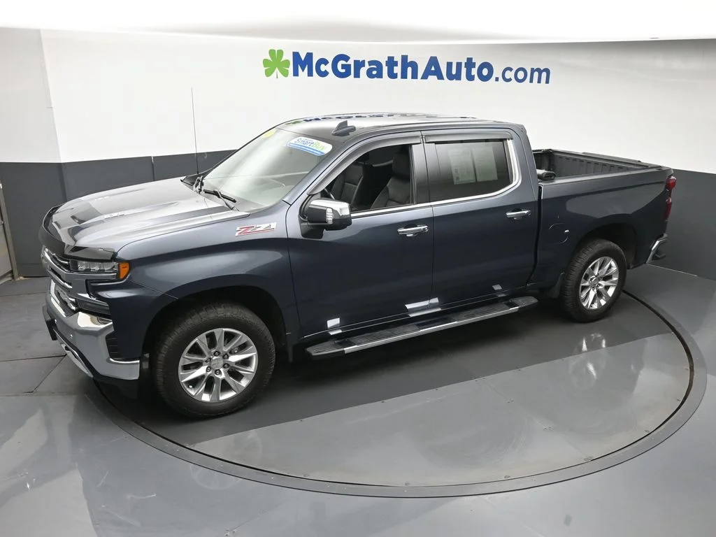 Used 2021 Gray Chevrolet LTZ image 23