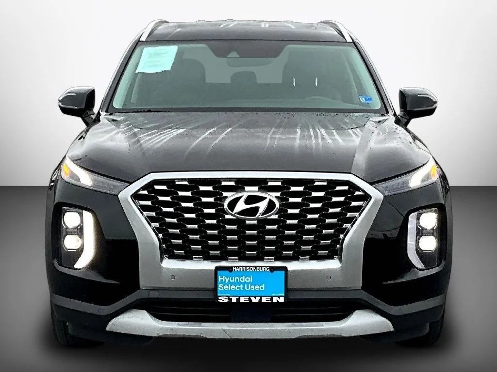 Used 2021 Black Hyundai SEL image 2