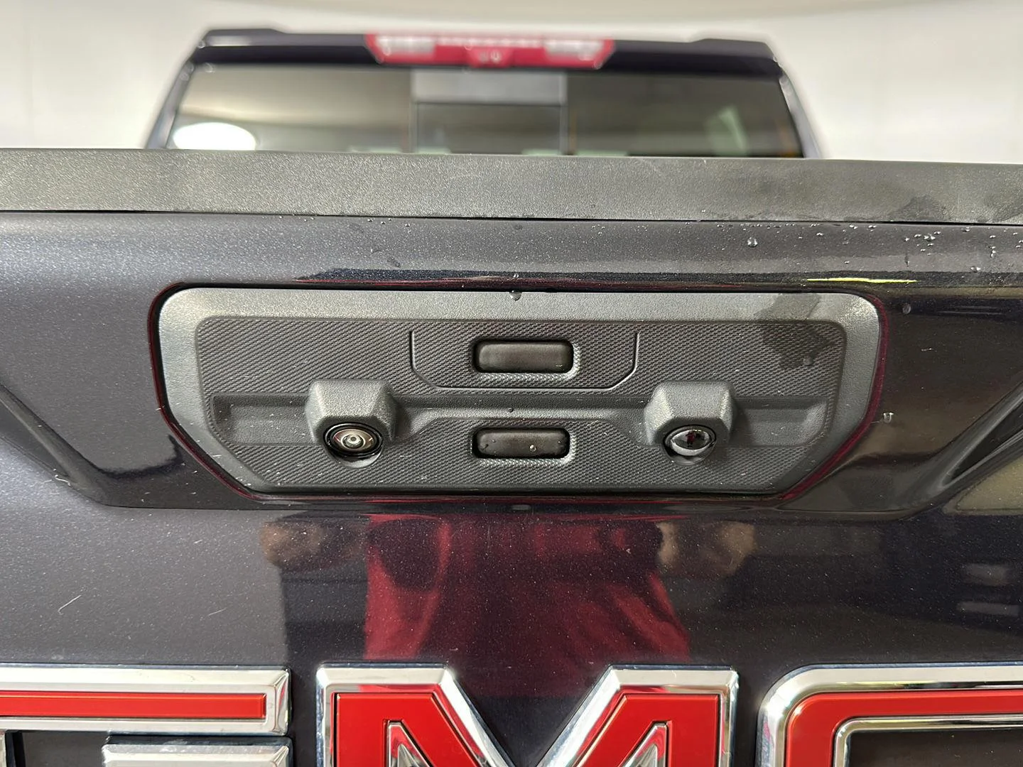 Used 2023 Titanium Rush Metallic GMC AT4 image 28