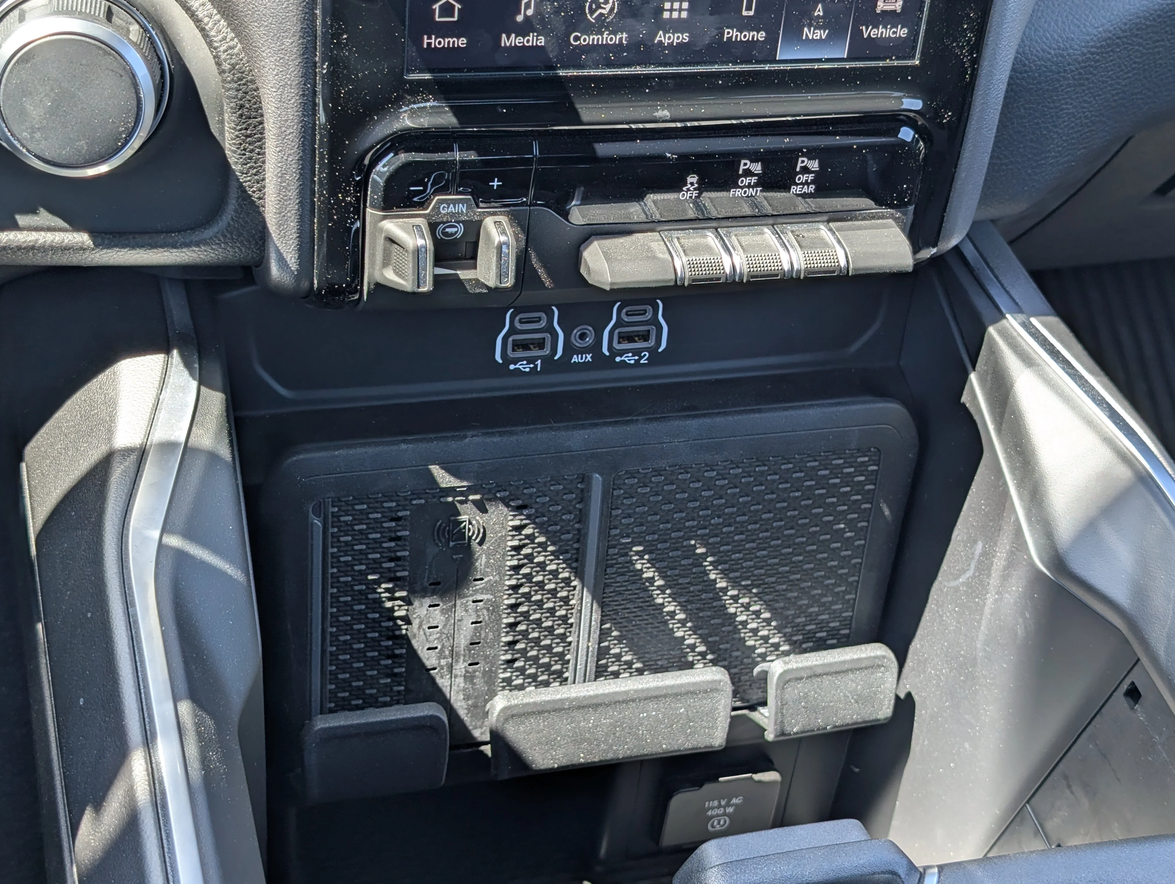 Used 2025 Bright White Ram Big Horn image 34