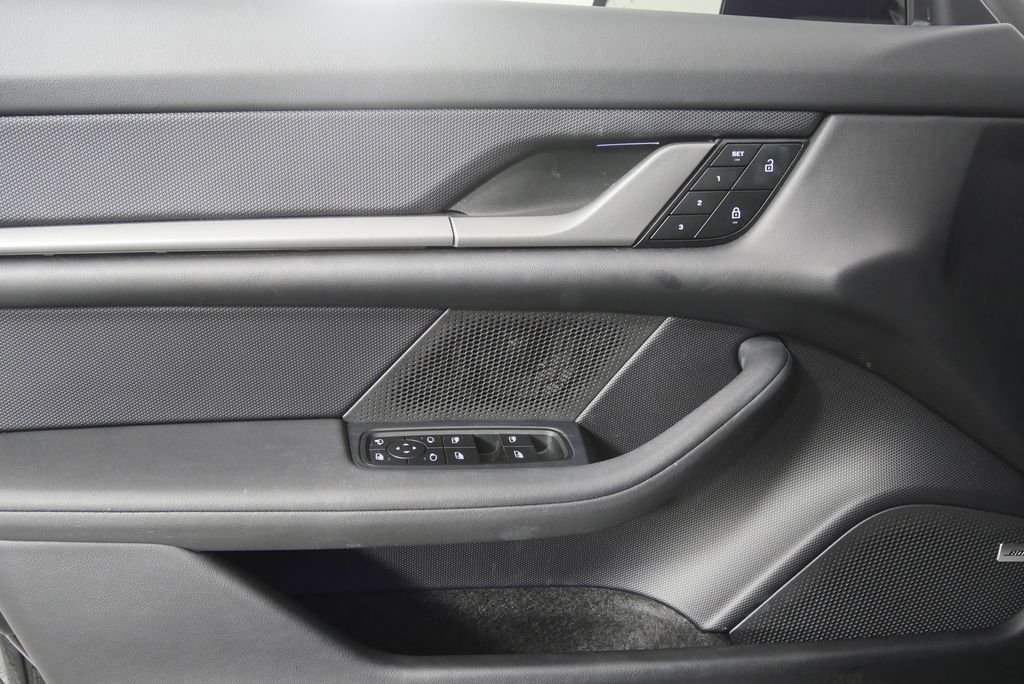 Used 2024 Black Porsche 4S image 9