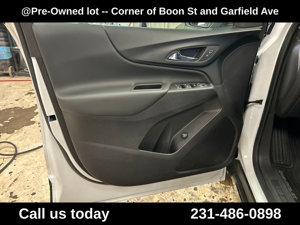 Used 2024 White Chevrolet LT image 15