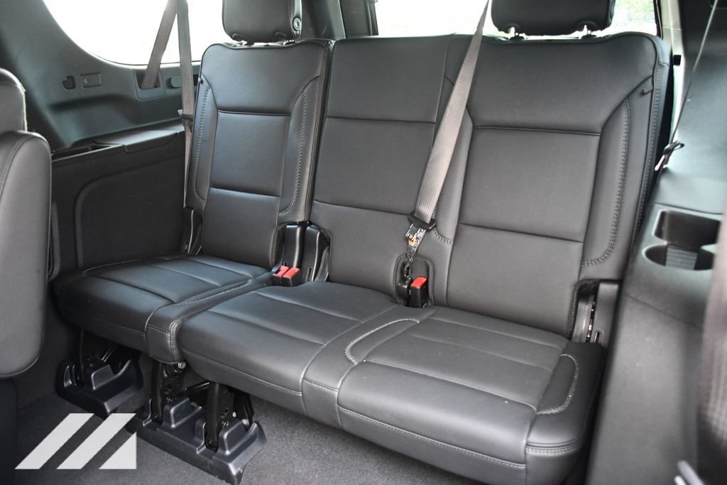 Used 2025 Sterling Metallic GMC Denali image 25