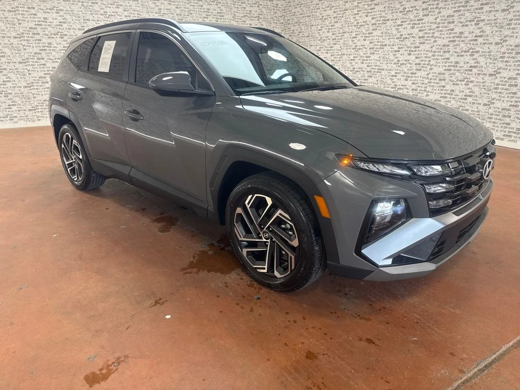 Used 2026 Hampton Gray Hyundai SEL image 1
