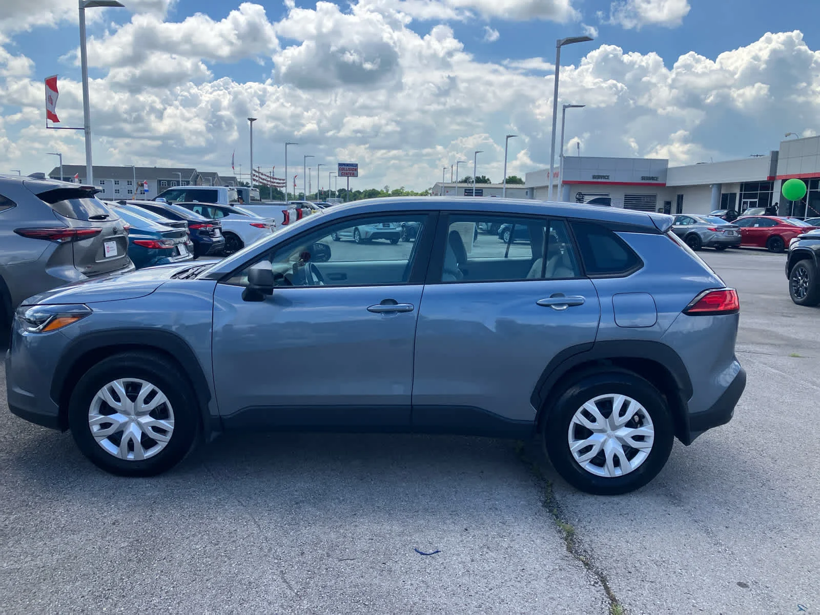 Used 2025 Celestite Toyota L image 6
