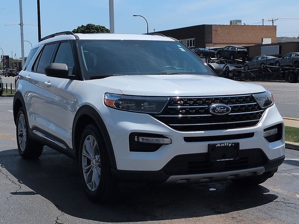 Used 2023 WHITE Ford XLT image 3