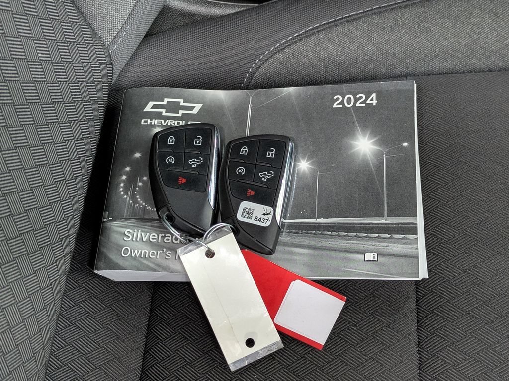 Used 2024 Summit White Chevrolet Custom image 17