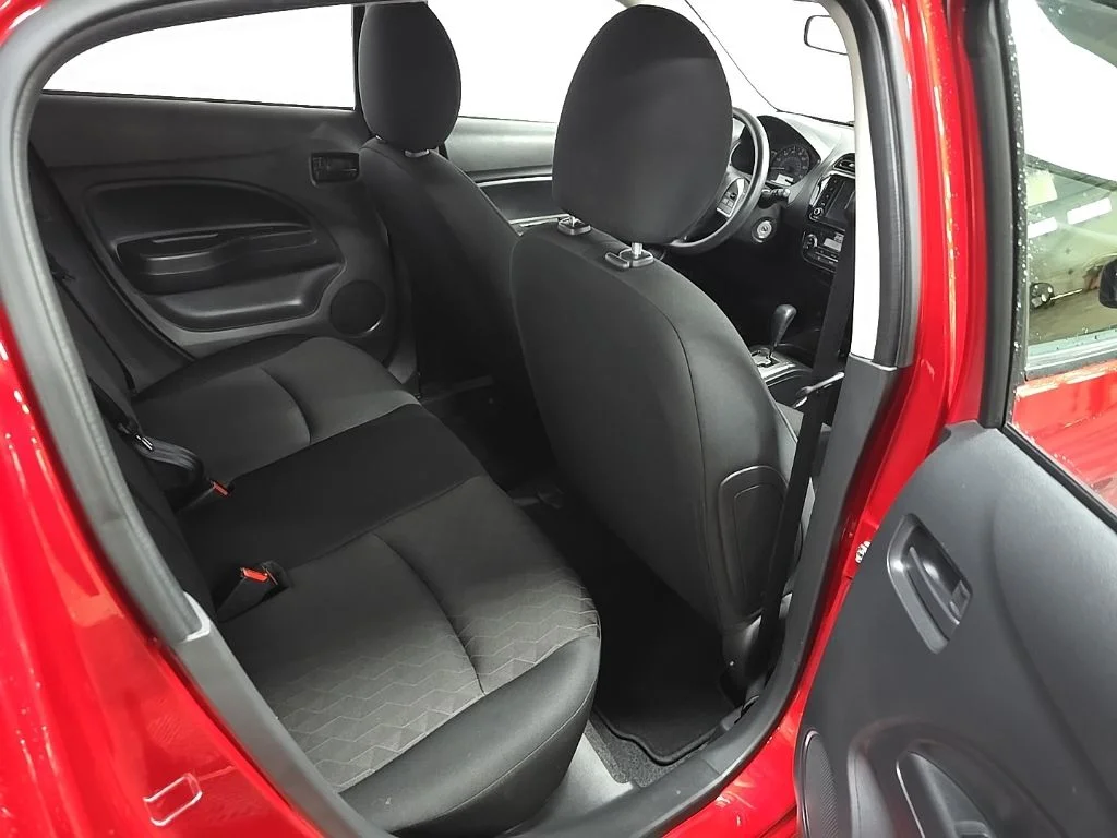 Used 2024 Red Mitsubishi ES image 20
