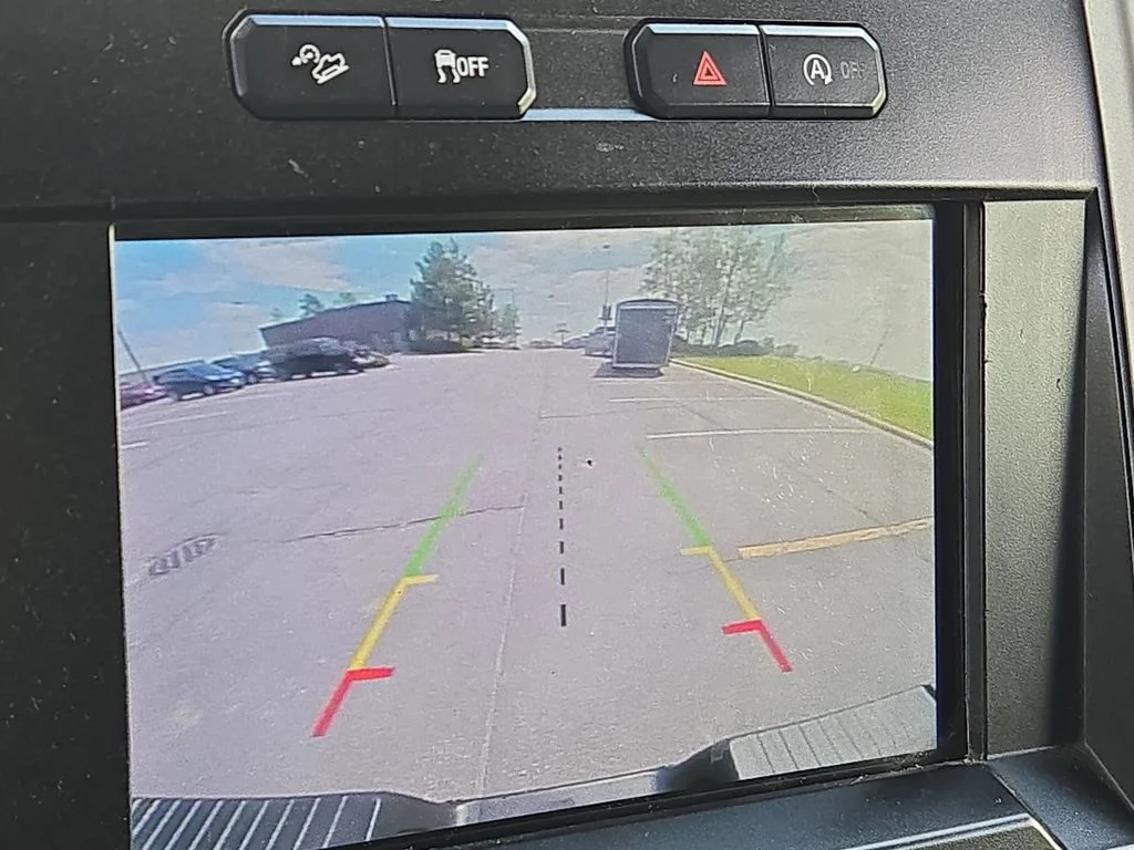 Used 2019 Green Ford Lariat image 37