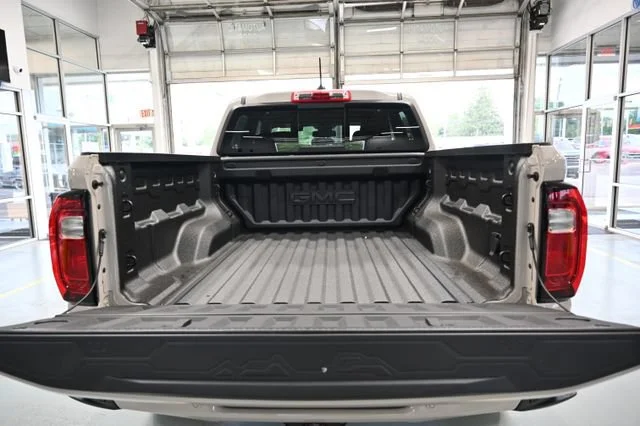 2026 GMC Canyon Elevation - Photo 7