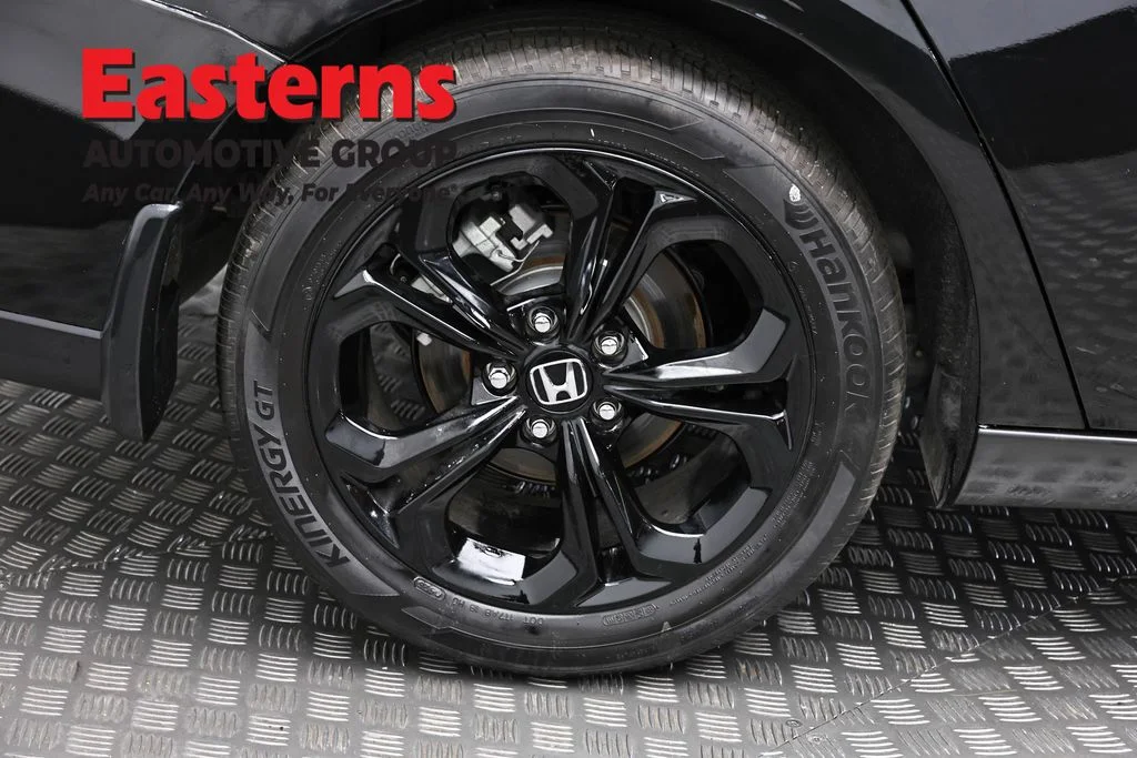 Used 2025 Black Honda SE image 29