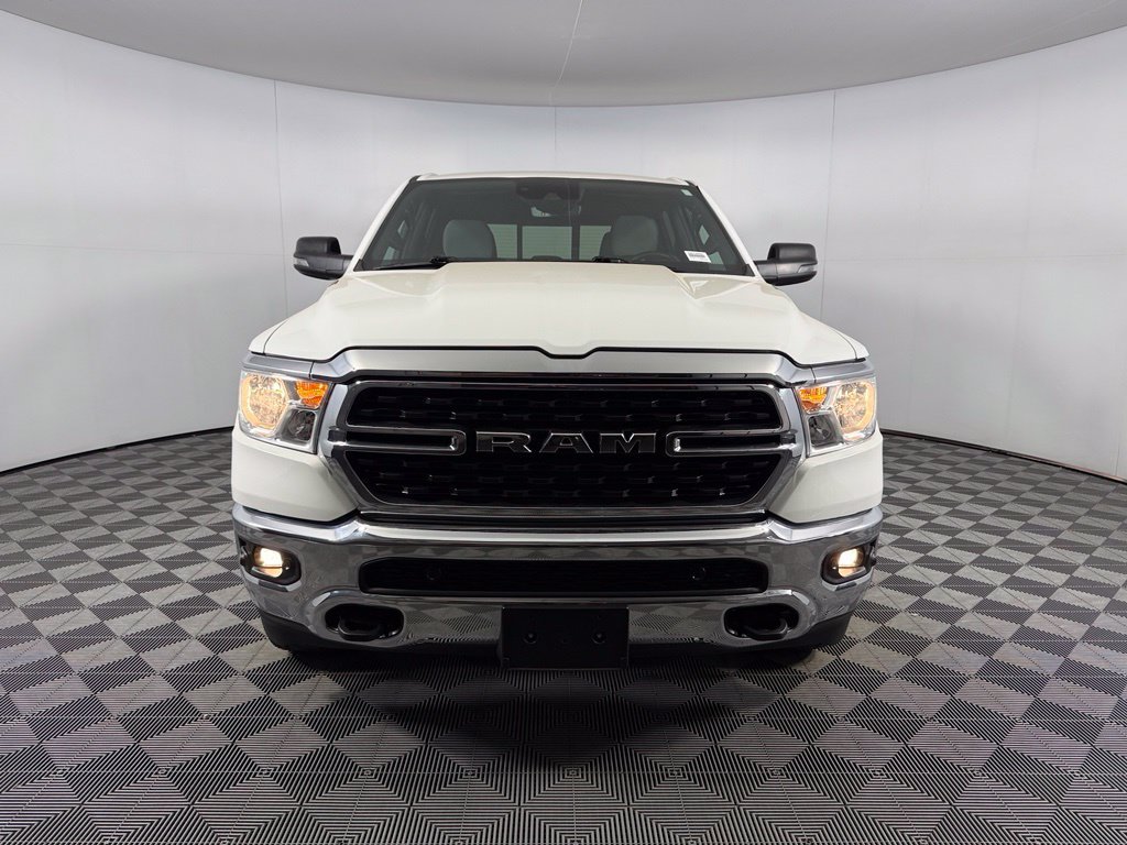 Certified Used 2024 White Ram Big Horn/Lone Star image 4