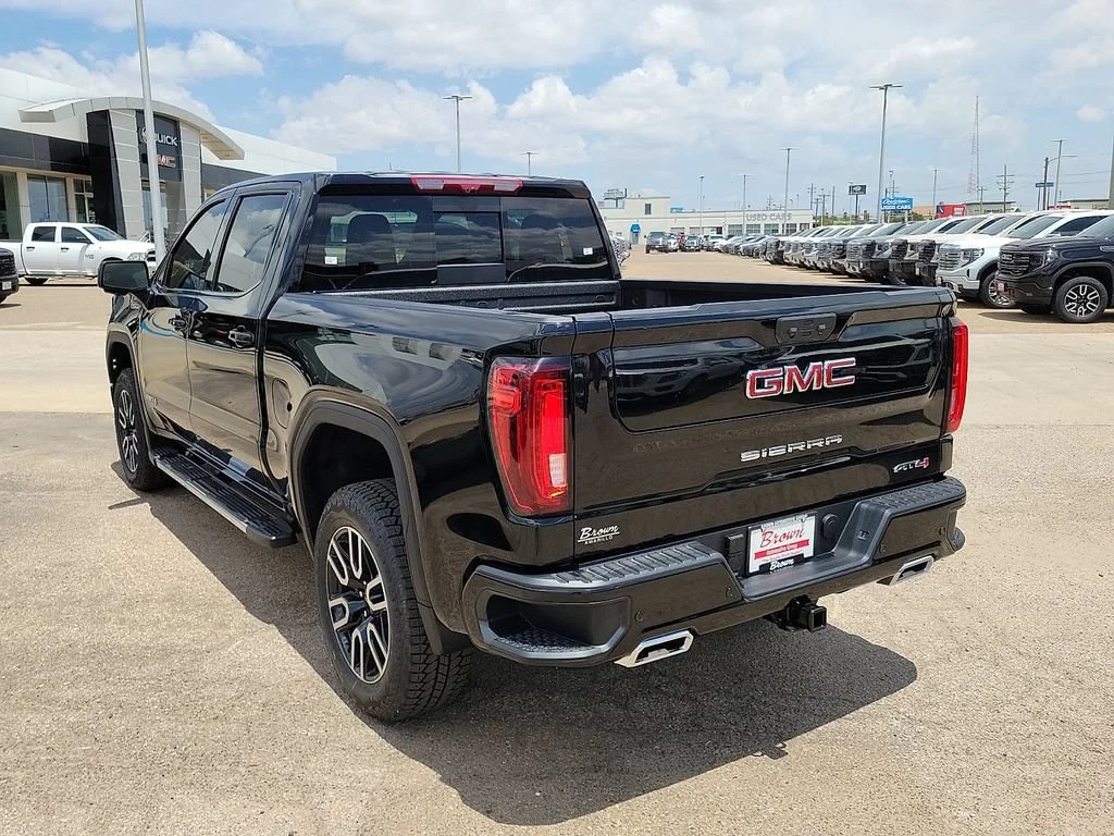 2026 GMC Sierra 1500 AT4 - Photo 8
