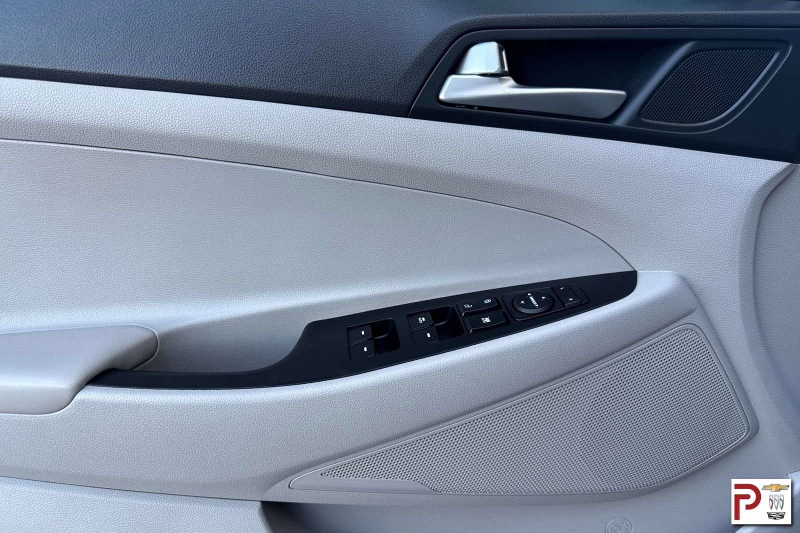 Used 2019 Gray Hyundai SEL image 12