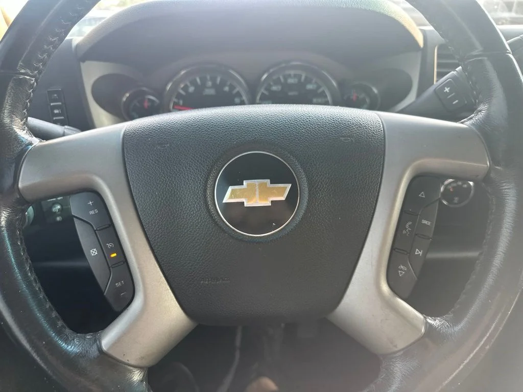 Used 2011 Red Chevrolet LT image 10