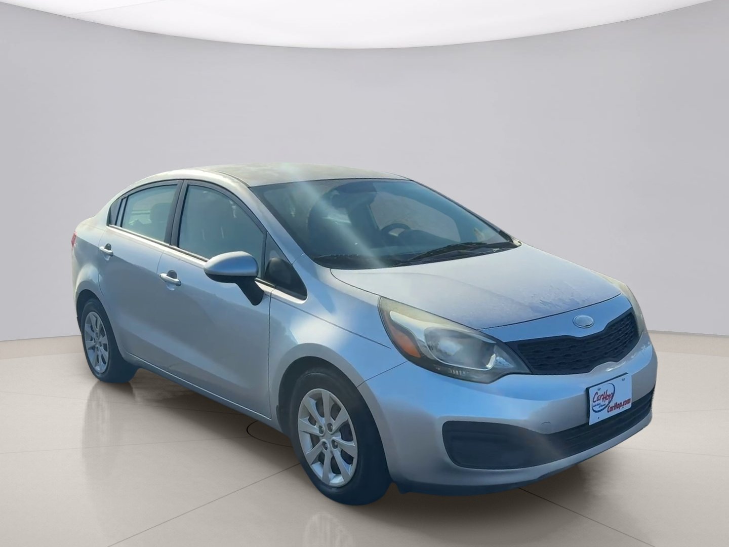 Used 2014 Silver Kia LX image 7