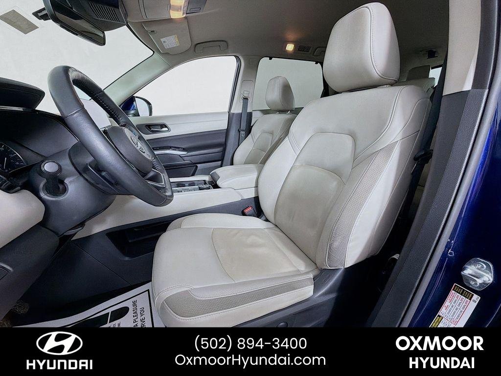 Used 2024 Deep Ocean Blue Pearl Nissan SL image 21