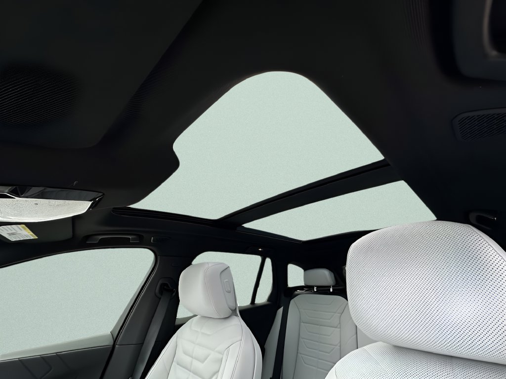 New 2027 Grey Pine Metallic BMW  image 20
