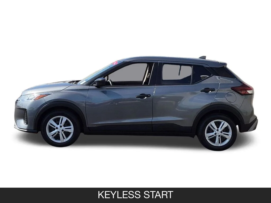 Used 2024 Gray Nissan S image 5